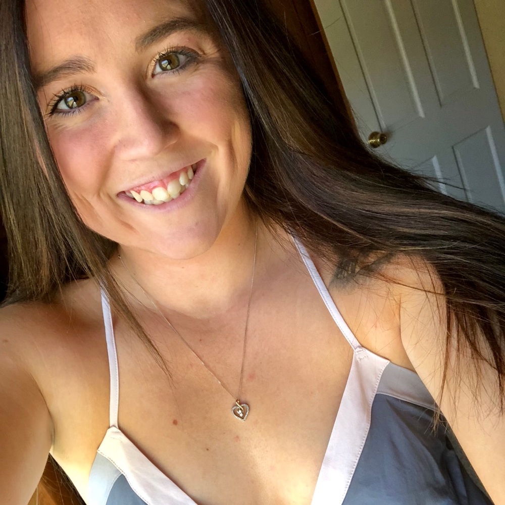 Meet your Posher, Lauren